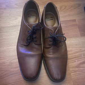 Clarks Brown dress shoe cushion with ortholight